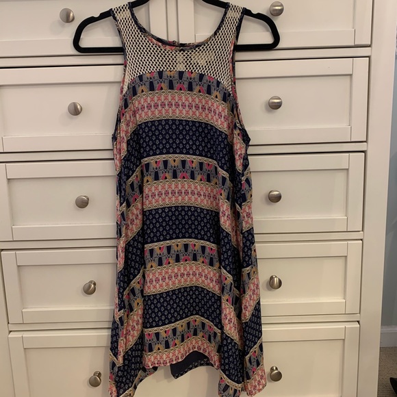 Dress - Picture 4 of 5